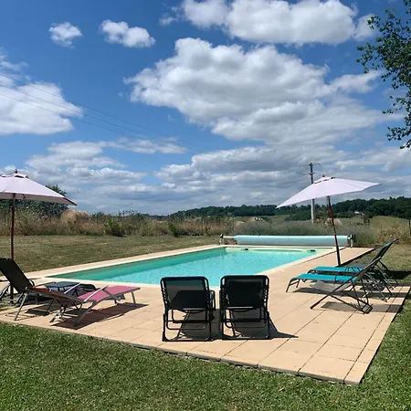 Dom wakacyjny Hallyday At Bassinaud